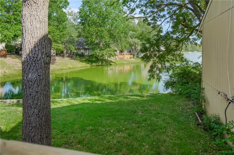 12325 Charlotte Street, Kansas City, MO 64146 - #2