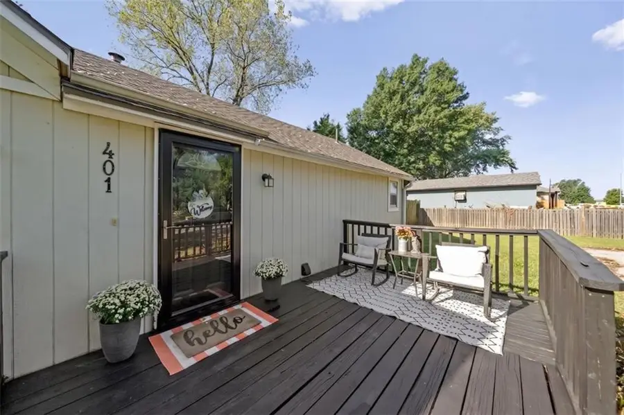 401 S Harrison Street, Spring Hill, KS 66083 - #3