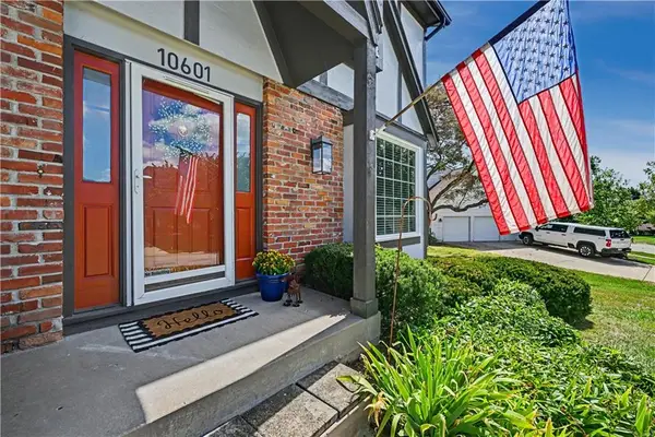 10601 Barton Street, Overland Park, KS 66214