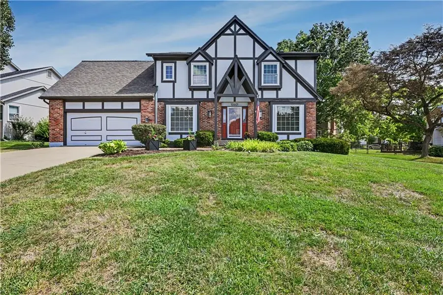 10601 Barton Street, Overland Park, KS 66214 - #2