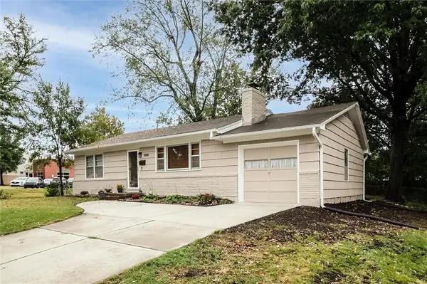 1025 E Elm Street, Olathe, KS 66061