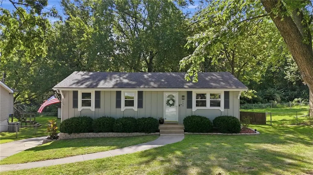 209 Lee Drive, Liberty, MO 64068 - #1