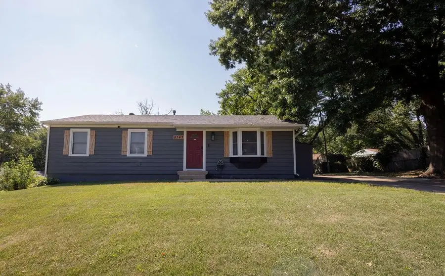 8347 Elizabeth Avenue, Kansas City, KS 66112 - #2