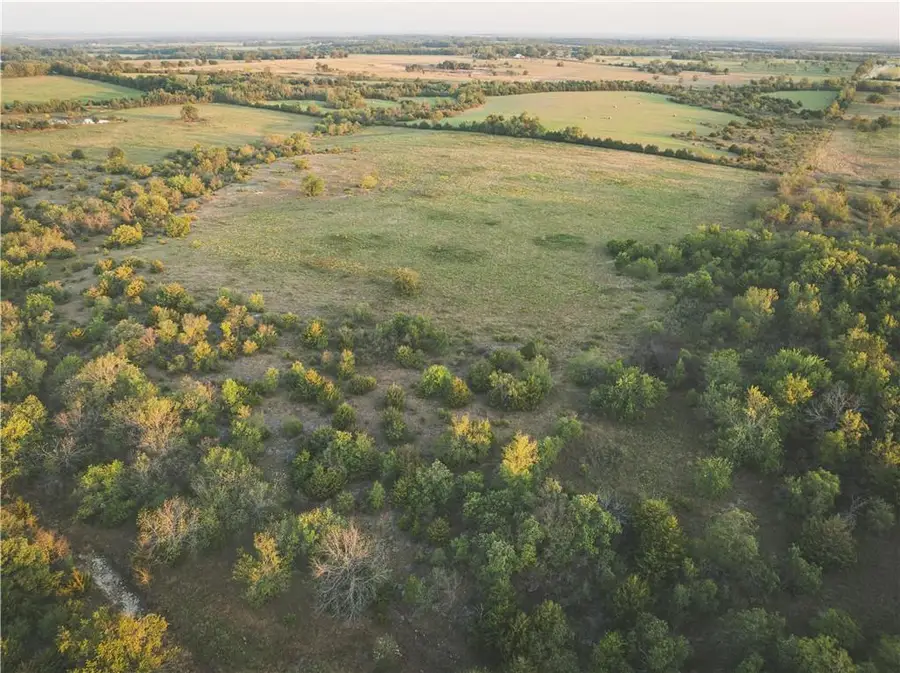 000 Eagle Road, Fort Scott, KS 66701 - #2