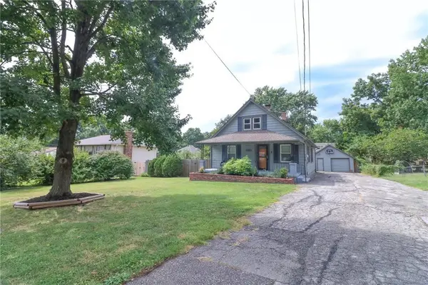 5640 Long Avenue, Shawnee, KS 66216