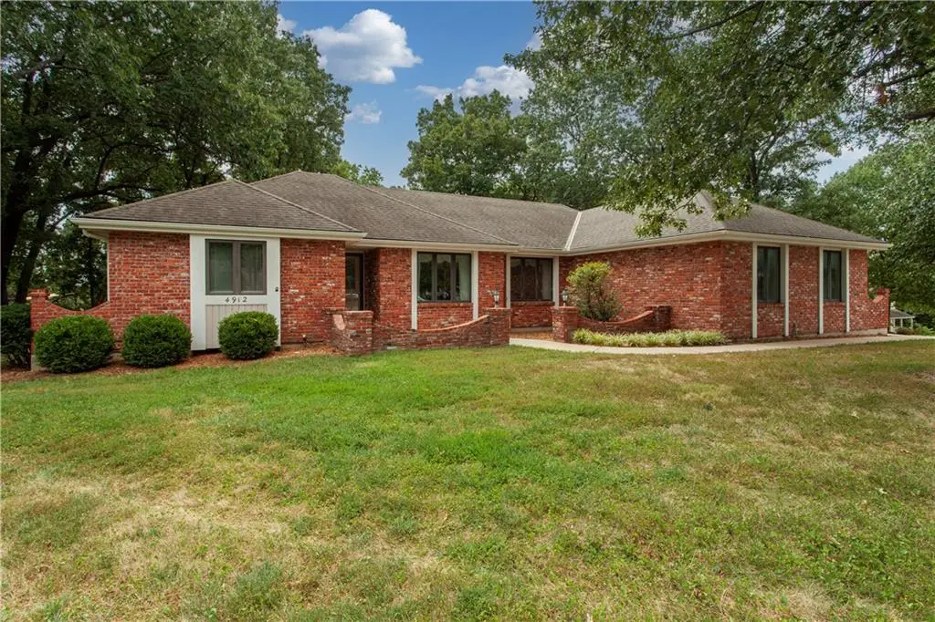 4912 Whitney Drive, Independence, MO 64055 - #1