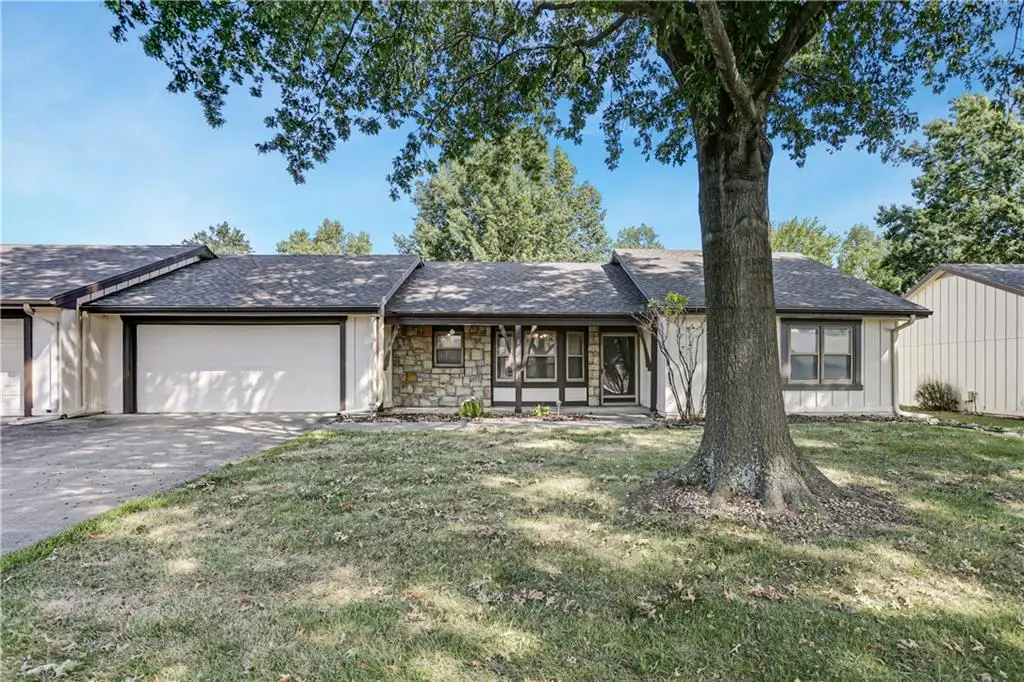 8214 E 189th Terrace, Belton, MO 64012 - #1