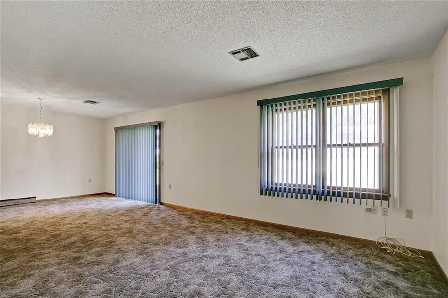 8214 E 189th Terrace, Belton, MO 64012 - #3