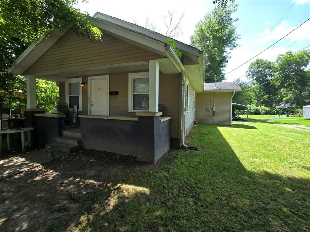 811 Elm Street, Cape Girardeau, MO 63703 - #1