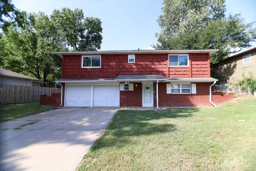6734 Cleveland Avenue, Kansas City, KS 66104 - #1