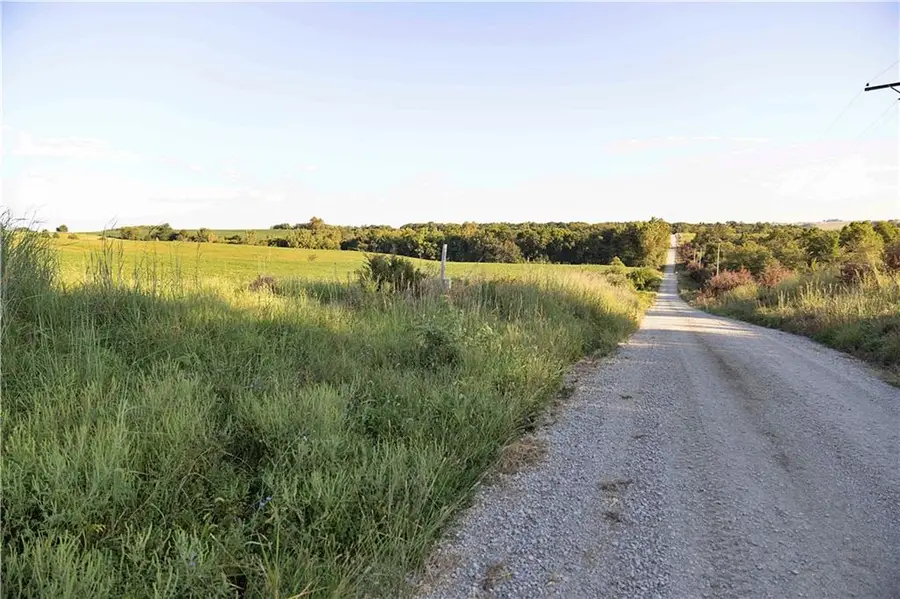 W 150th Avenue, Bethany, MO 64424 - #2