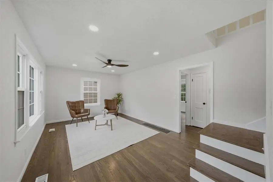 5411 W 50th Street, Roeland Park, KS 66205 - #2