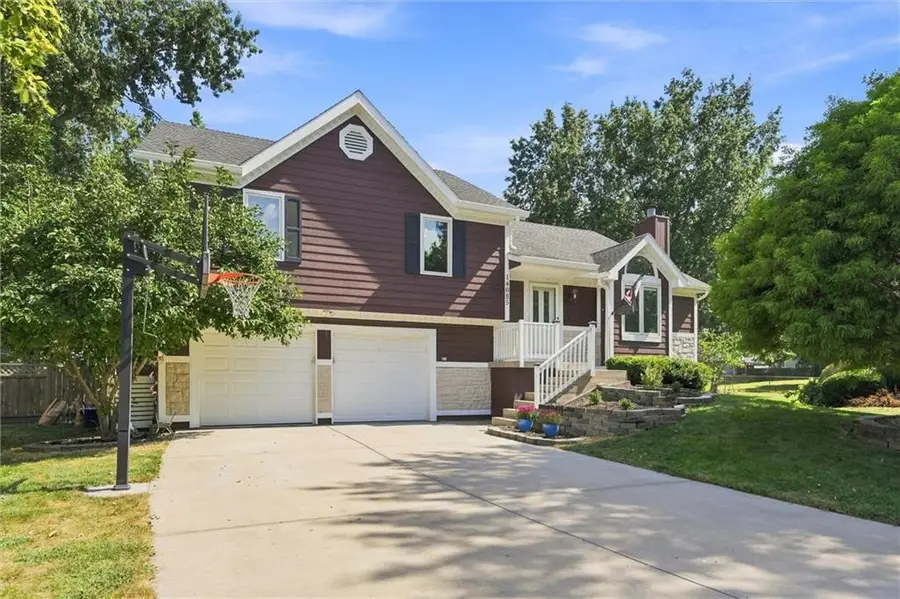 14685 S Constance Court, Olathe, KS 66062 - #2