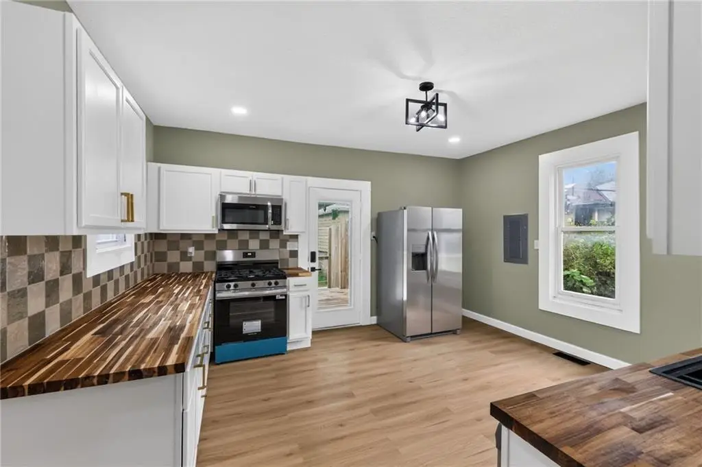 6309 S 3rd Street, Saint Joseph, MO 64504 - #1