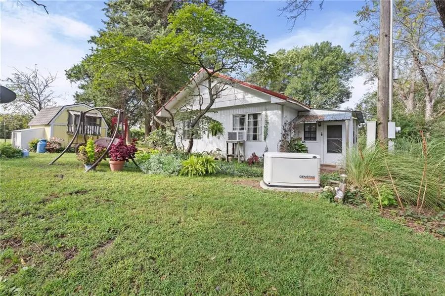 1137 Kentucky Road, Princeton, KS 66078 - #2