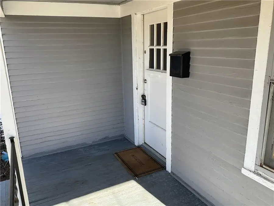 8327 Flora Avenue, Kansas City, MO 64131 - #2