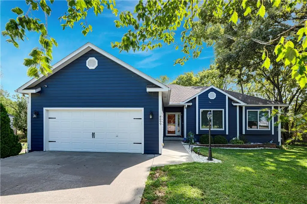 8699 Penner Avenue, De Soto, KS 66018 - #1