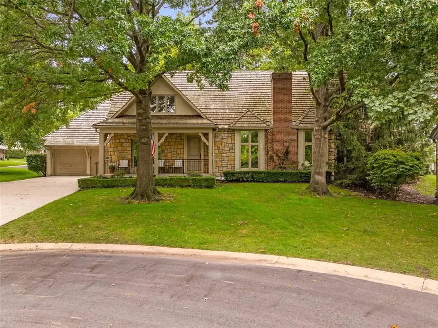 61 Le Mans Court, Prairie Village, KS 66208 - #3