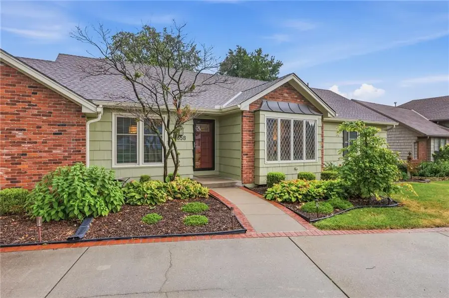 6658 Dearborn Drive, Mission, KS 66205 - #3