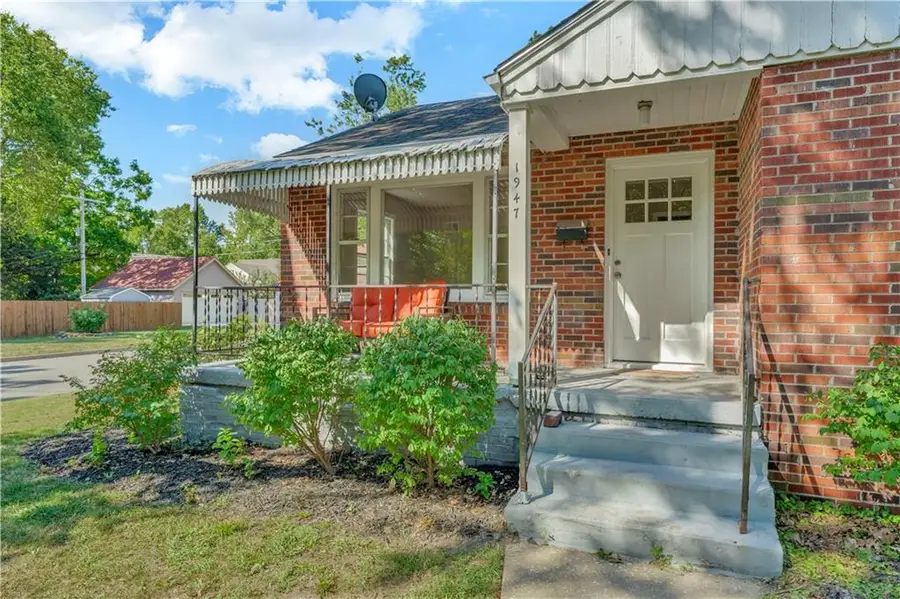 1947 Rhode Island Street, Lawrence, KS 66046 - #3