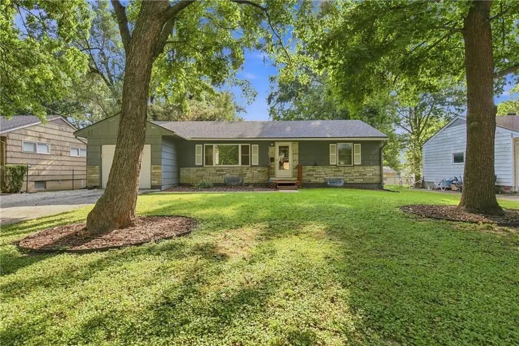 11109 Elmwood Avenue, Kansas City, MO 64137 - #1