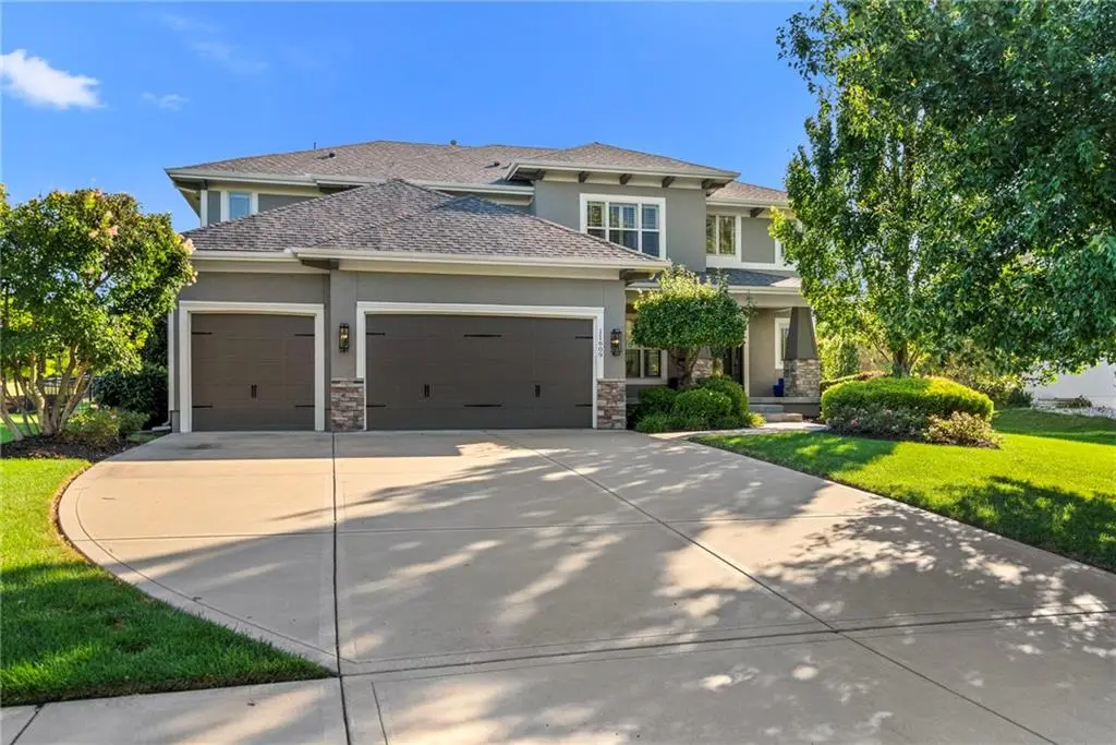11609 W 154th Street, Overland Park, KS 66221 - #1