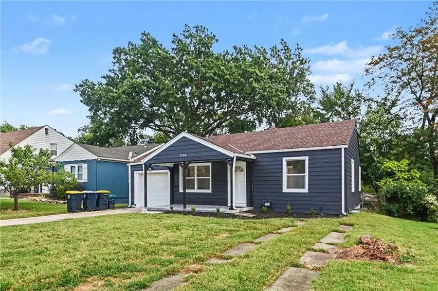 7135 Main Street, Kansas City, MO 64114 - #2