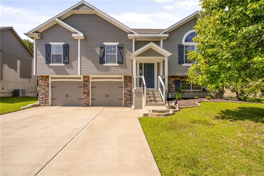 9025 SW 10th Street, Blue Springs, MO 64064 - #2