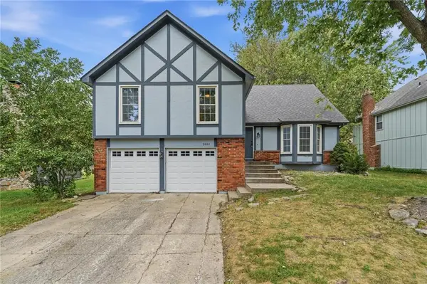 2004 E 144th Terrace, Olathe, KS 66062
