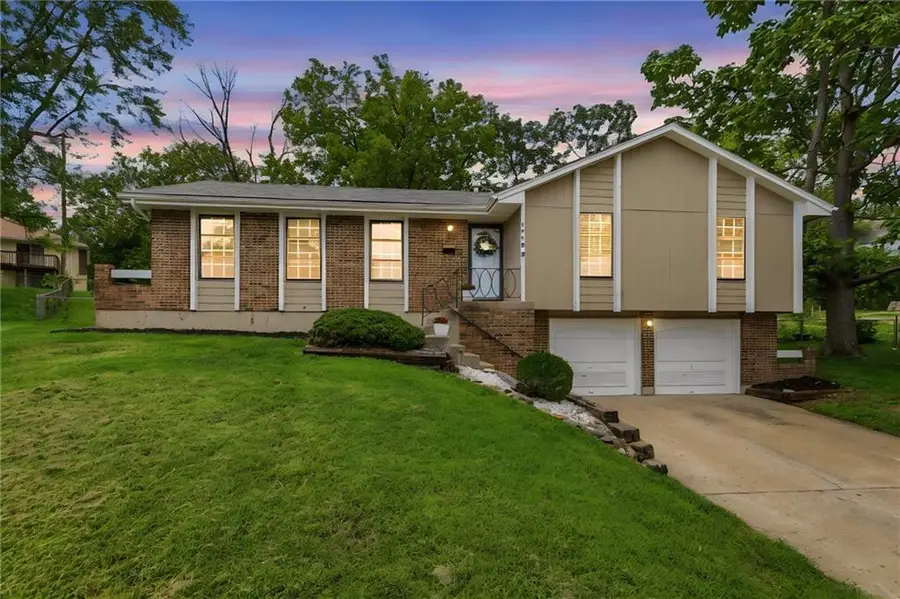 1718 E 97th Terrace, Kansas City, MO 64131 - #3