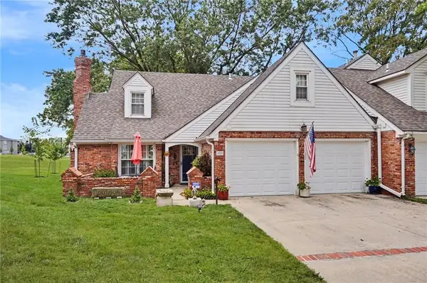 4009 Vintage Court, Lawrence, KS 66047