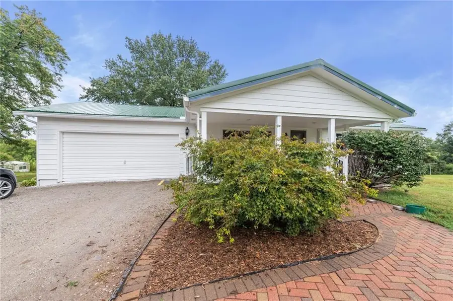 10465 N Highway, Orrick, MO 64077 - #2