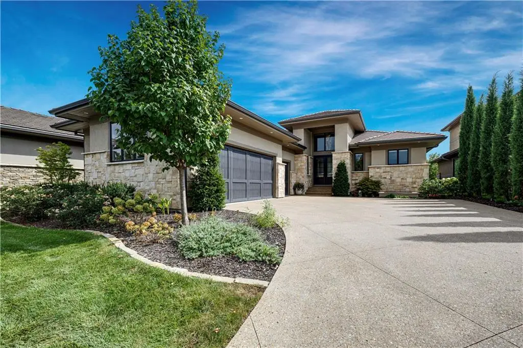 6013 W 137 Street, Overland Park, KS 66223 - #1