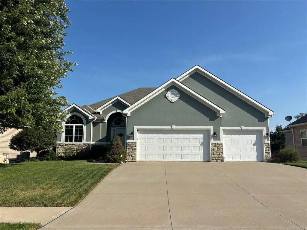 4713 Corinth Drive, Saint Joseph, MO 64506 - #1