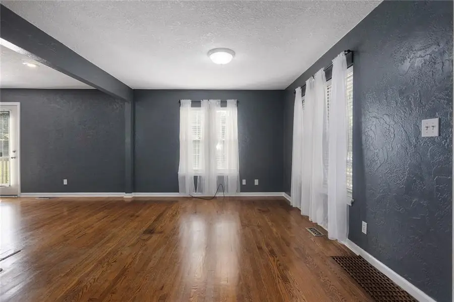 5039 NE Park Lane, Kansas City, MO 64118 - #3