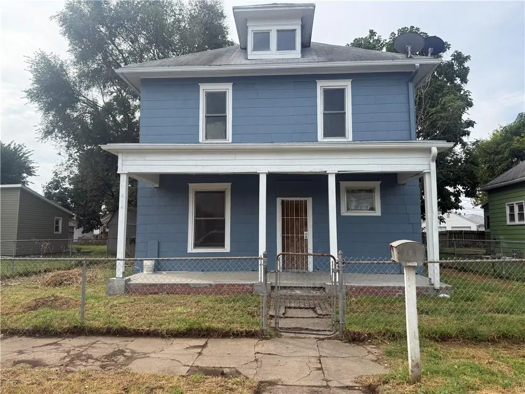416 Massachusetts Street, Saint Joseph, MO 64504 - #1