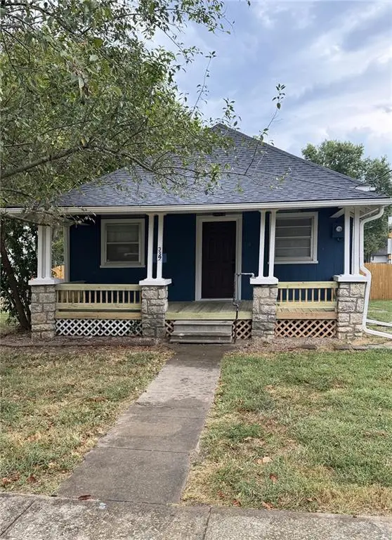 339 Pacific Avenue, Osawatomie, KS 66064