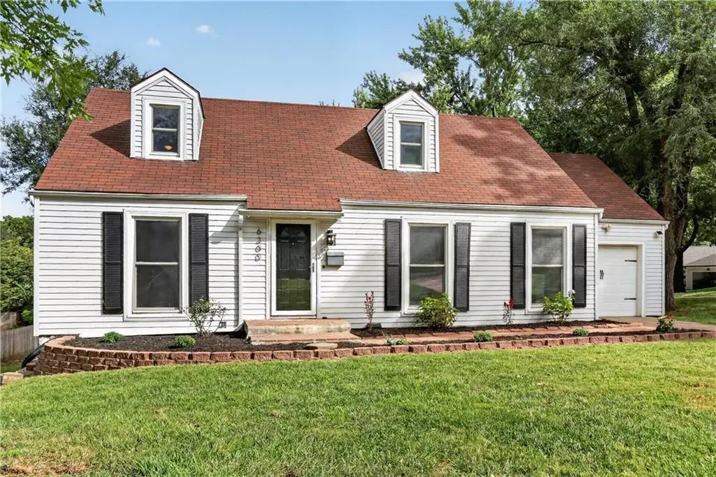 6300 W 80th Terrace, Overland Park, KS 66204 - #1