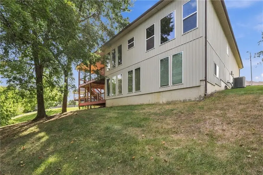 4957 S Park Ridge Drive, Blue Springs, MO 64015 - #3