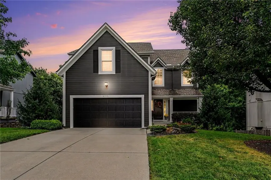 6352 Lakecrest Drive, Shawnee, KS 66218 - #2