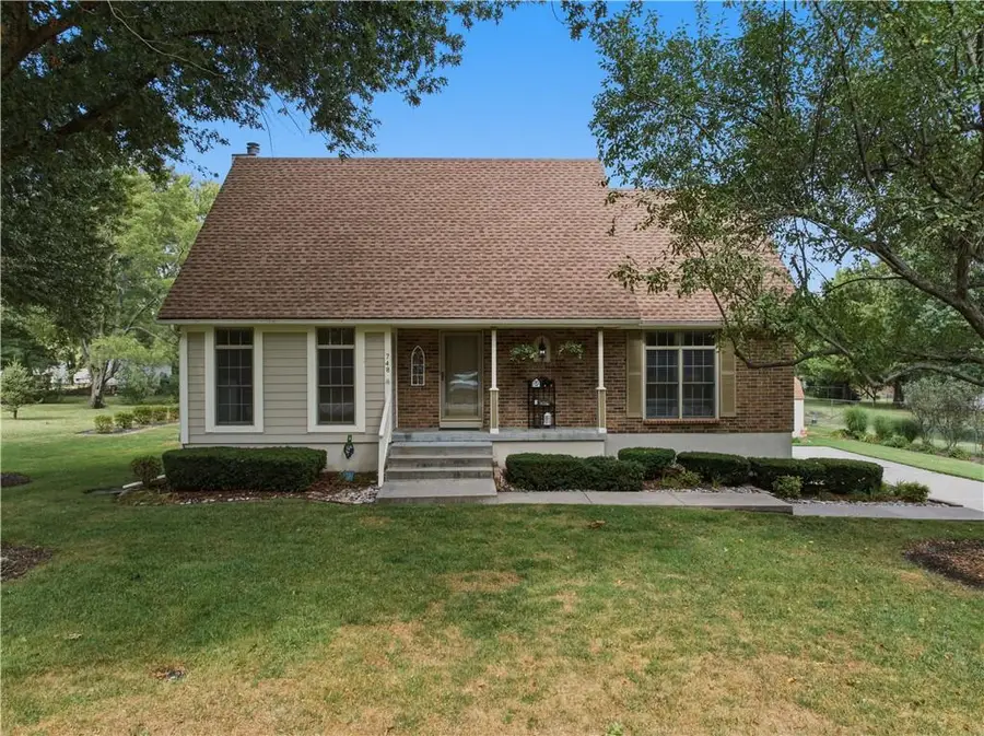 748 S Peculiar Drive, Peculiar, MO 64078 - #2