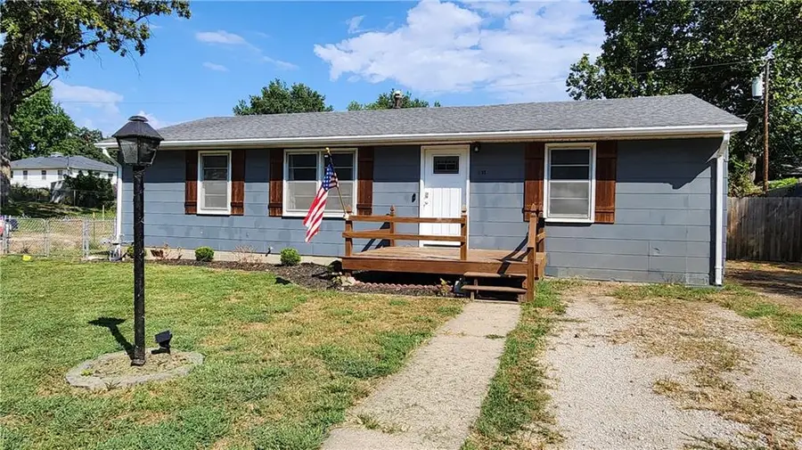 1002 Oakvale Drive, Harrisonville, MO 64701 - #2