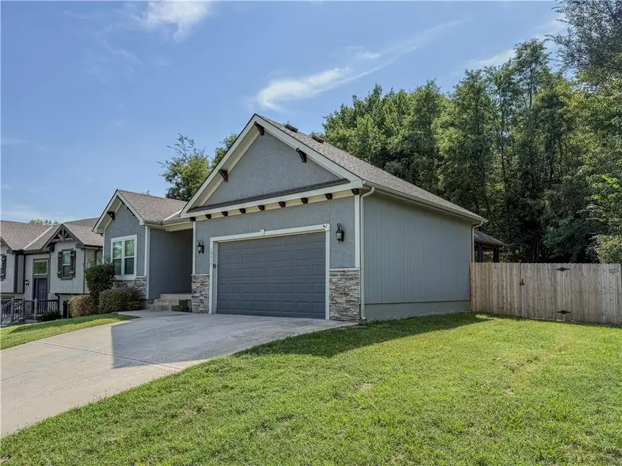 19557 E 14th North Street, Independence, MO 64056 - #3