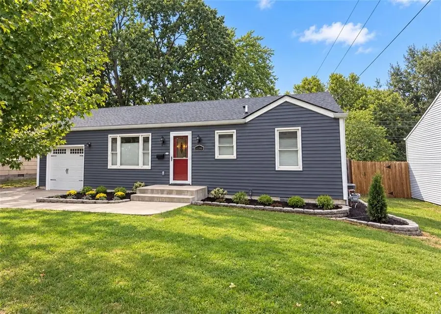 11300 W 70th Terrace, Shawnee, KS 66203 - #2