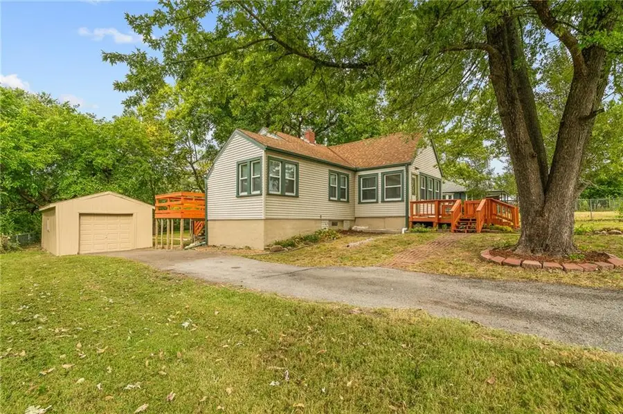 2022 S Hardy Ave Avenue, Independence, MO 64055 - #3