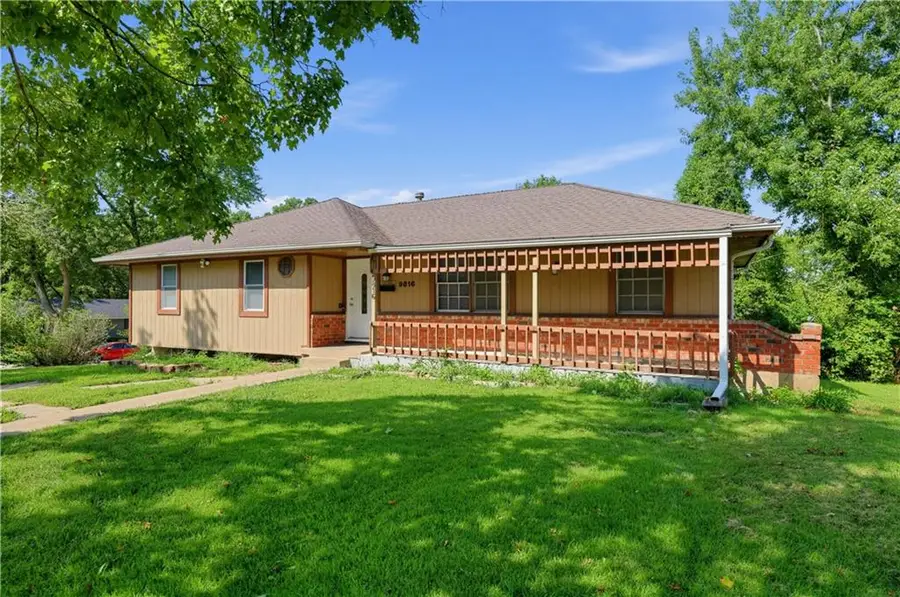 9816 Bellaire Street, Kansas City, MO 64134 - #2