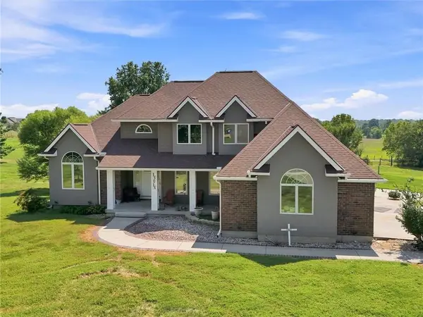 14014 Zachery Drive, Liberty, MO 64068