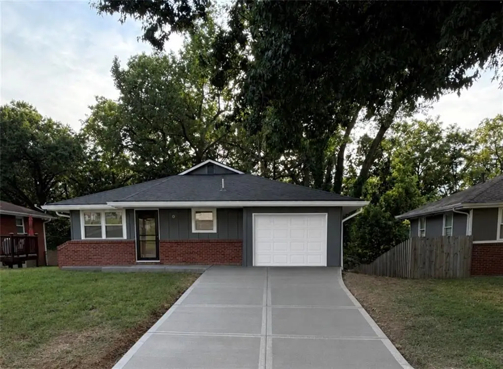 1810 N 60th Street, Kansas City, KS 66102 - #1
