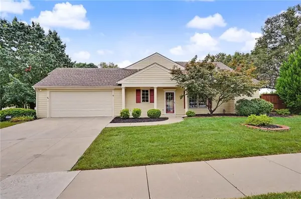 5933 Longleaf Circle, Lawrence, KS 66049