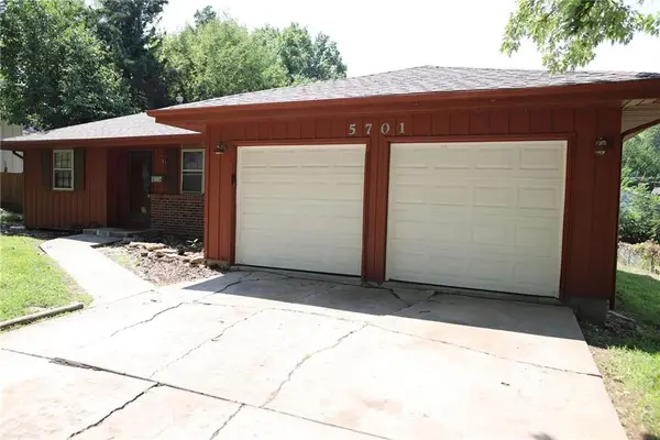 5701 E 100th Street, Kansas City, MO 64137